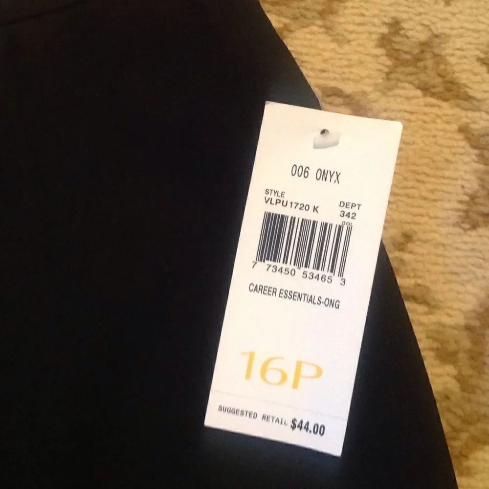 NWT Ladies long black skirt in size 16